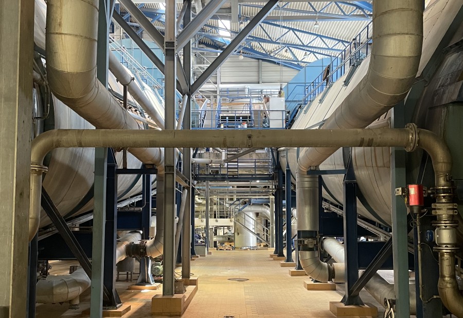 Existing new load comparison and steel structure design for a sugar factory